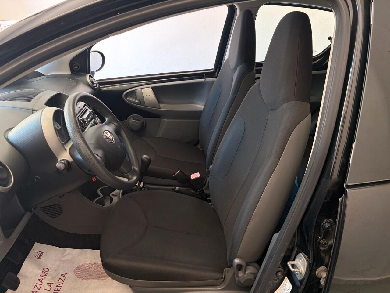 Toyota Aygo 1.0 COMPRESO PASSAGGIO&GARANZIA