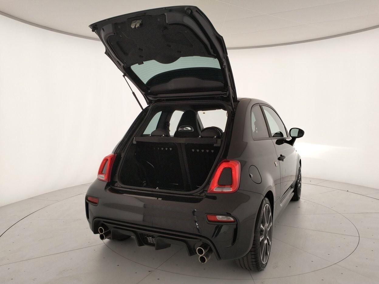 ABARTH 695 1.4 t-jet 180cv auto - IVA ESPOSTA