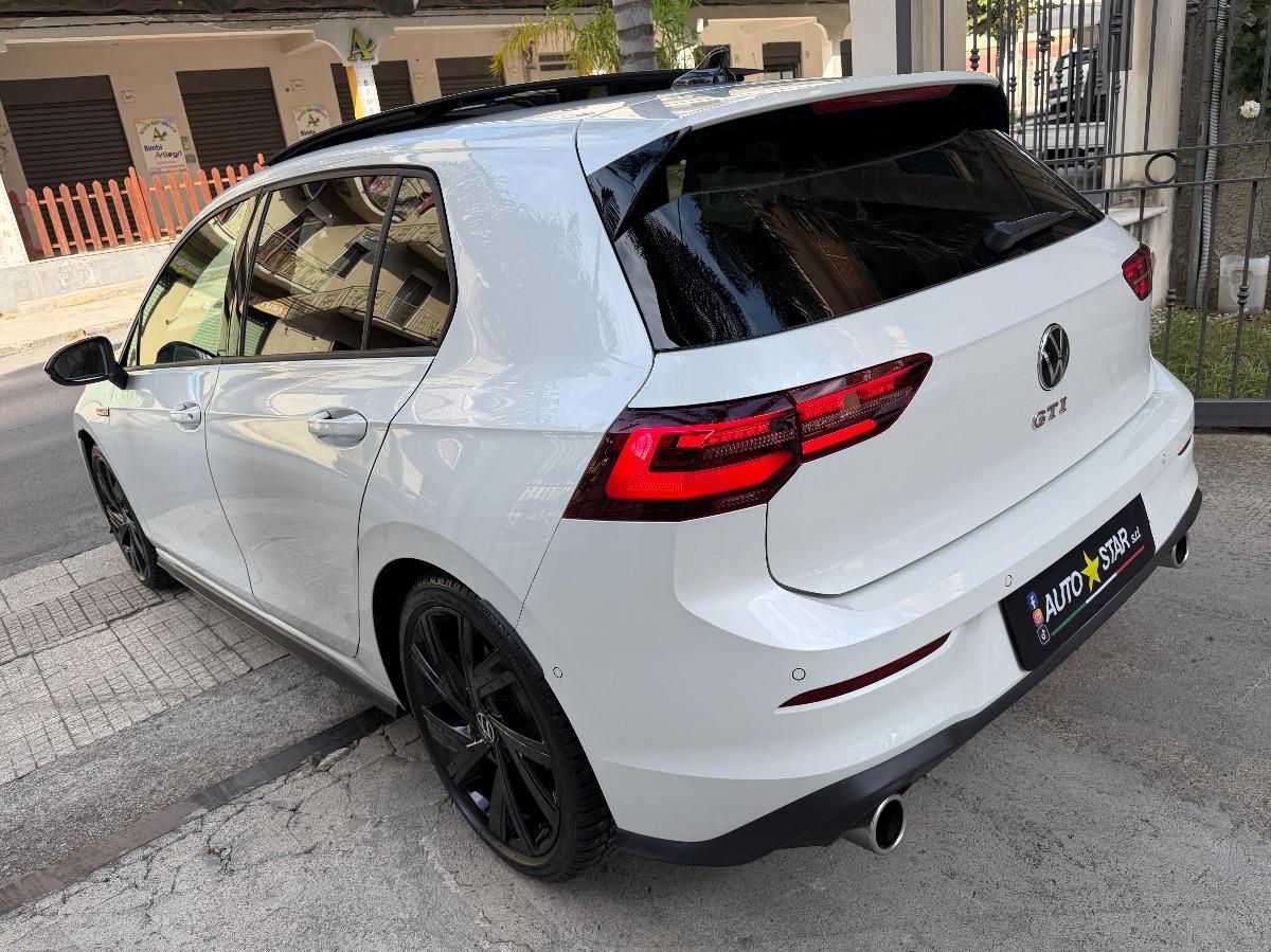 Volkswagen Golf 8 GTI 2.0 TSI 245 CV