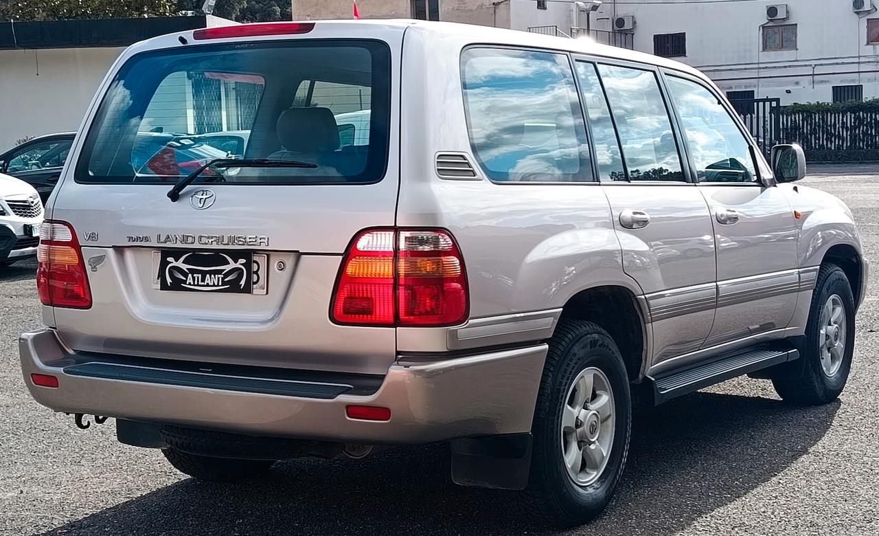 Toyota Land Cruiser 4.7i V8 32V aut. 100