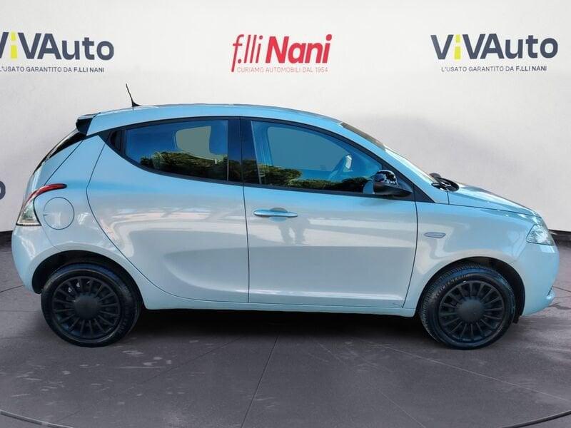 Lancia Ypsilon Ypsilon 1.0 FireFly 5 porte S&S Hybrid Silver