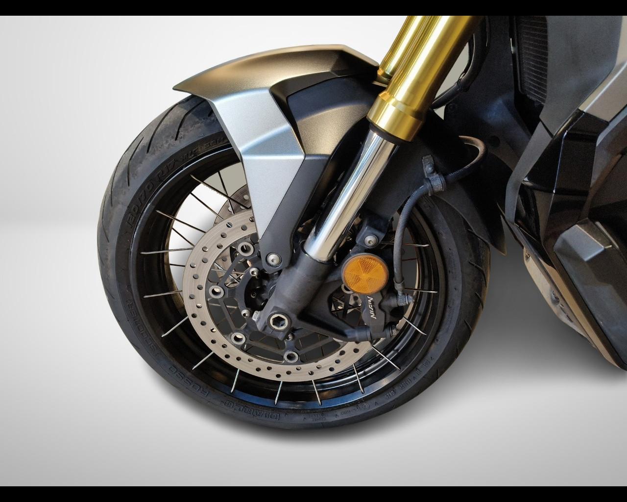 Honda X-ADV 750 - ABS DCT