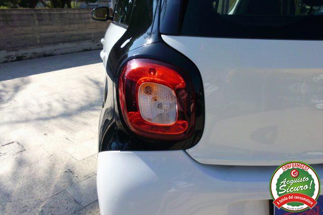 SMART ForFour 70 1.0 Passion