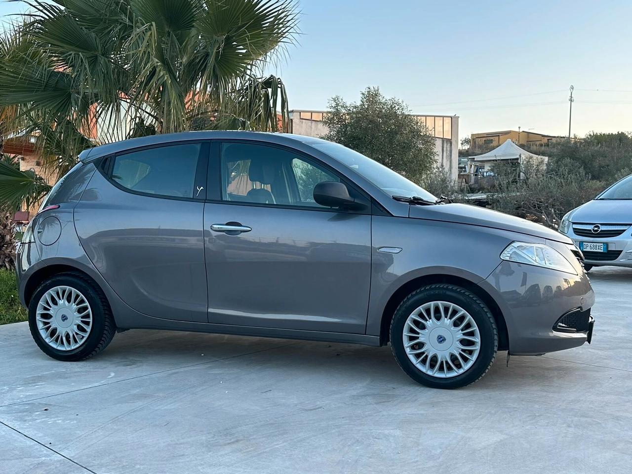 Lancia Ypsilon 1.3 MJT 16V 95 CV 5 porte S&S