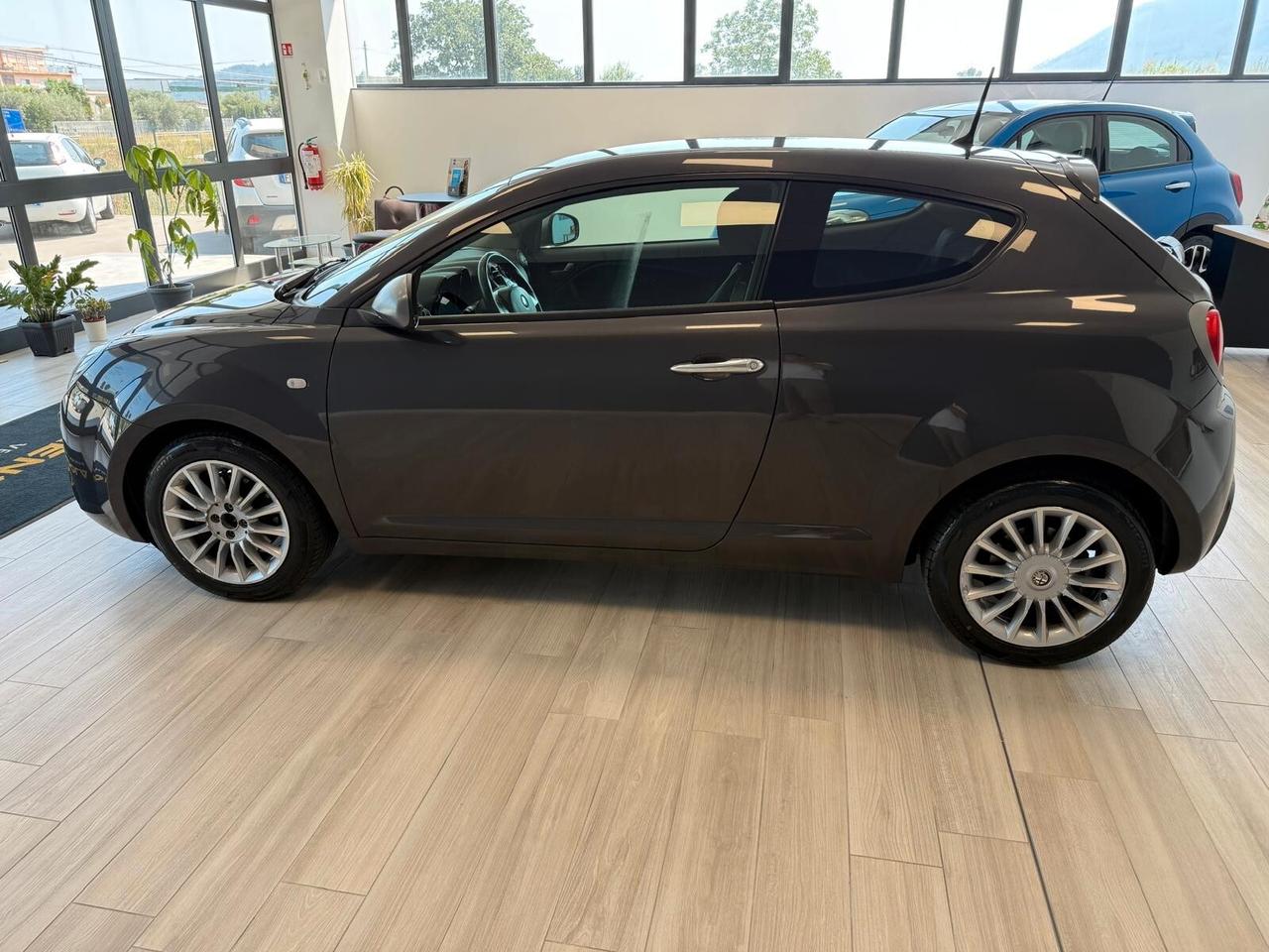 Alfa Romeo MiTo 1.3 JTDm 85 CV S&S Distinctive