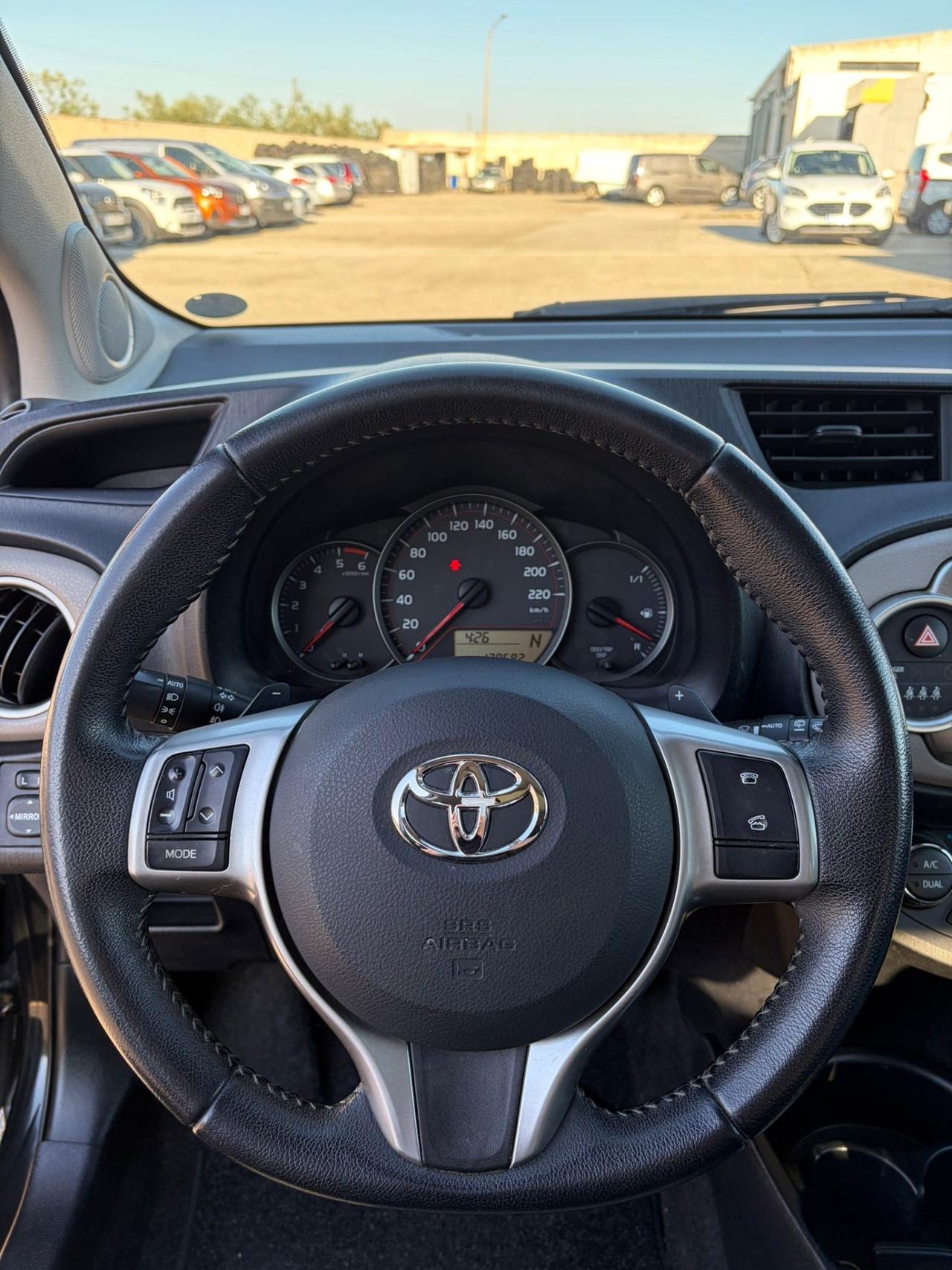 Toyota Yaris 1.4 D-4D 5 porte Lounge M-MT