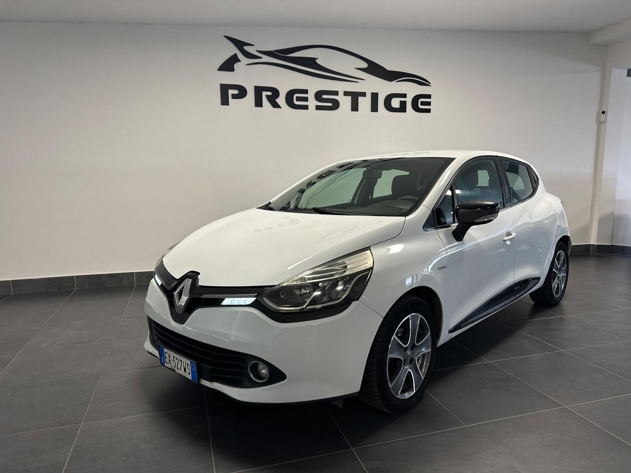 RENAULT CLIO 1.5 DCI 75CV NEOPATENTATI Costume National