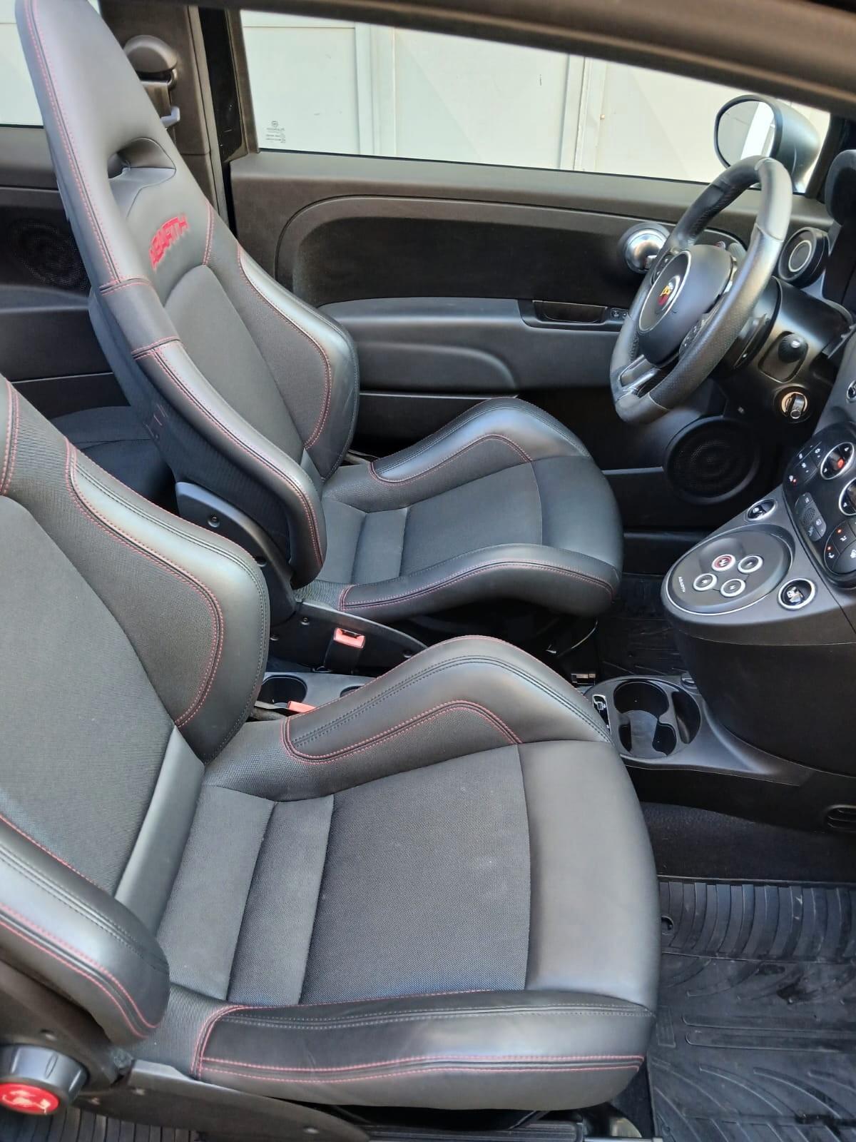 Abarth 695 C 1.4 Turbo T-Jet 180 CV