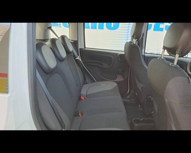 FIAT Panda 1.0 firefly hybrid Icon s&s 70cv 5p.ti