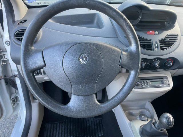 RENAULT Twingo 1.2 BENZ 58 CV 8V ADATTA A NEOPATENTATI