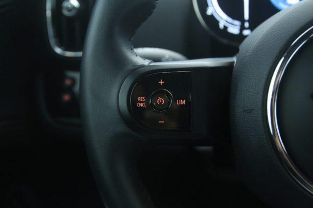 MINI Countryman 2.0 Cooper D Essential Countryman Black Exterior