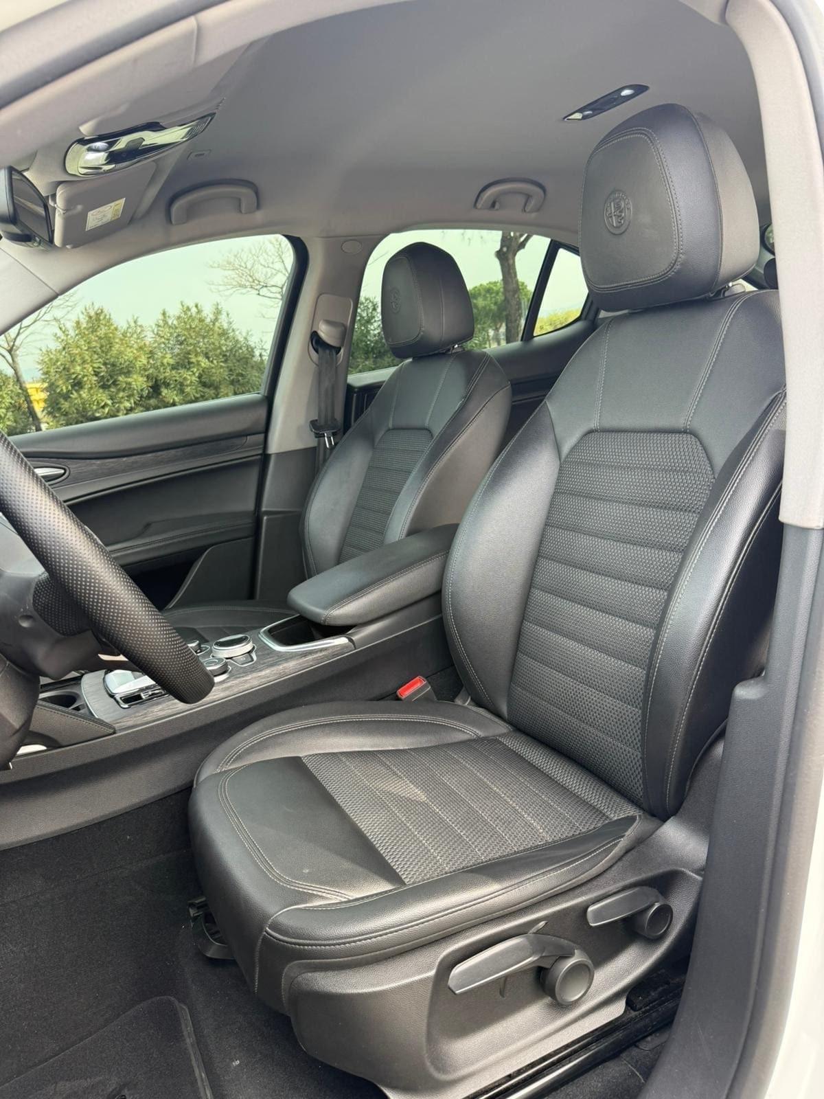 Alfa Romeo Stelvio 2.2