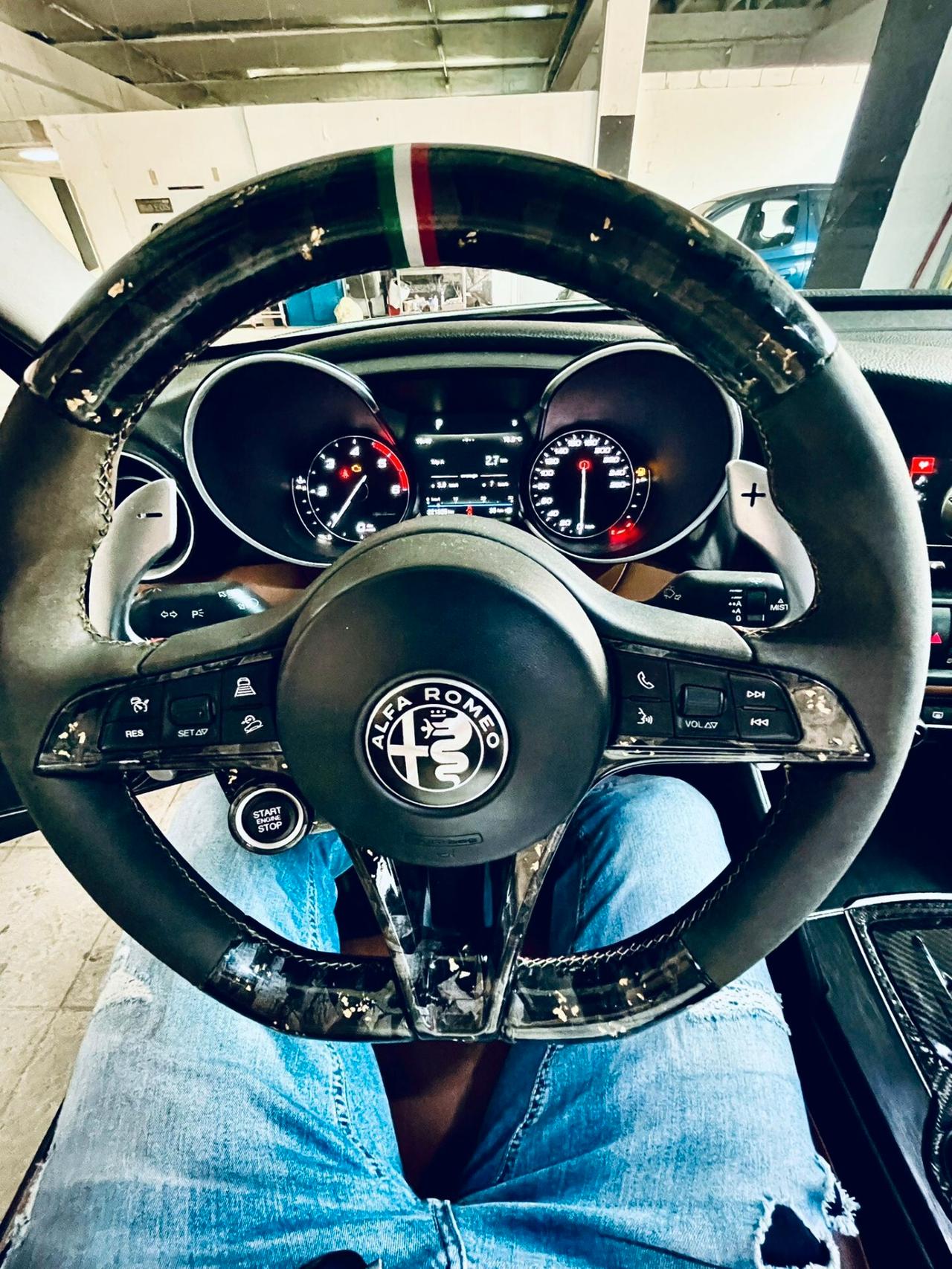 Alfa Romeo Giulia 2.2 Turbodiesel 180 CV AT8 Business Sport Launch Ed.