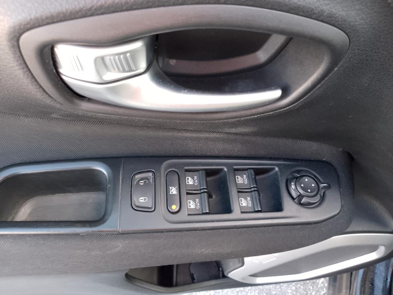 Jeep Renegade 1.3 T4 DDCT Longitude