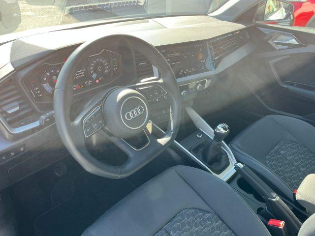AUDI A1 SPB 30 TFSI Identity Black