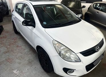 Hyundai i20 1.2 5p. Fiorucci