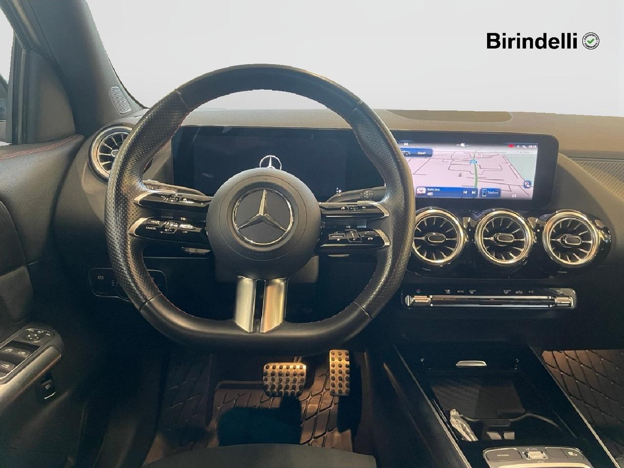 Mercedes-Benz GLA (H247) - GLA 180 d Automatic AMG Line Premium