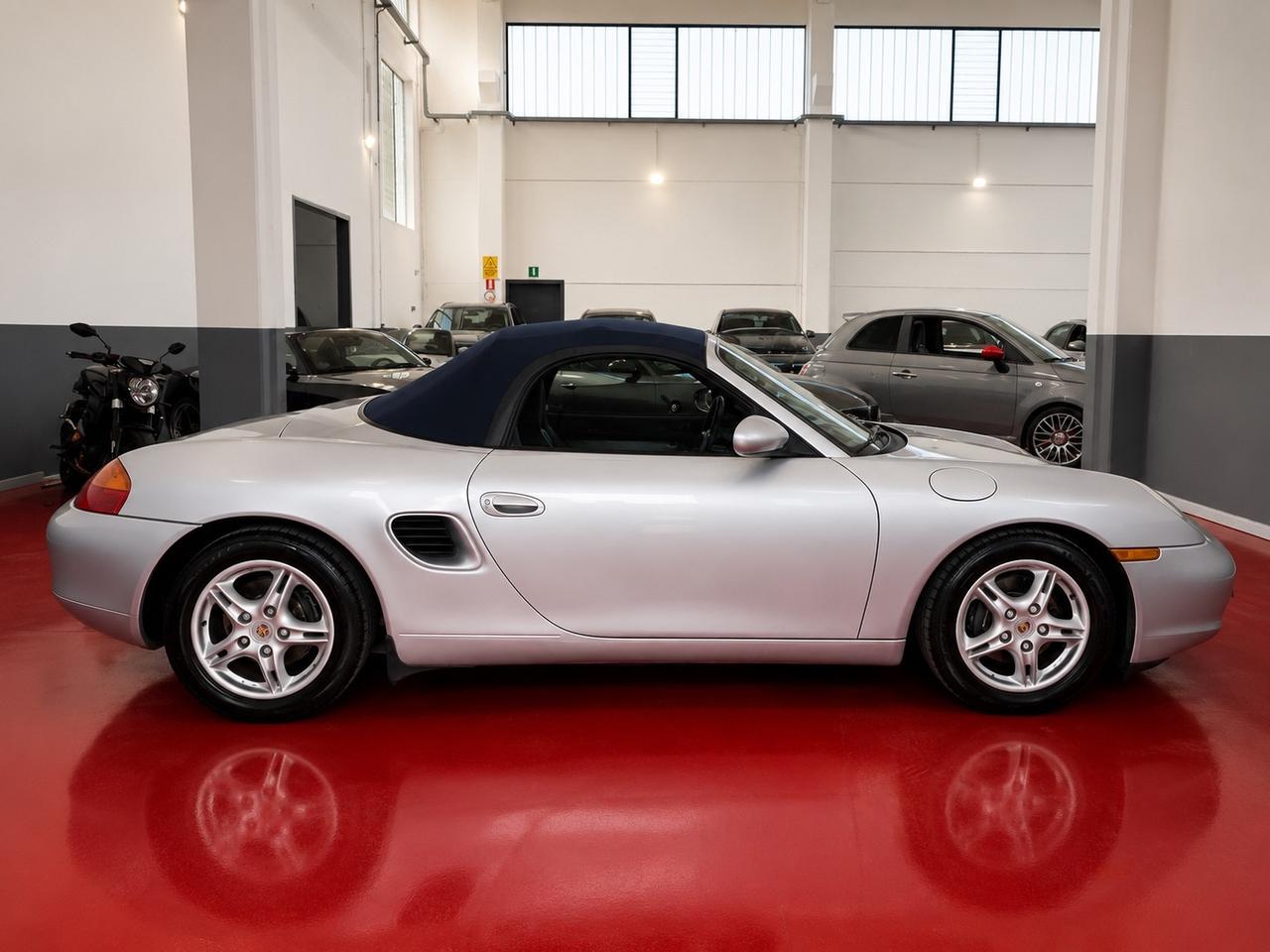 Porsche Boxster 2.5i 24V cat