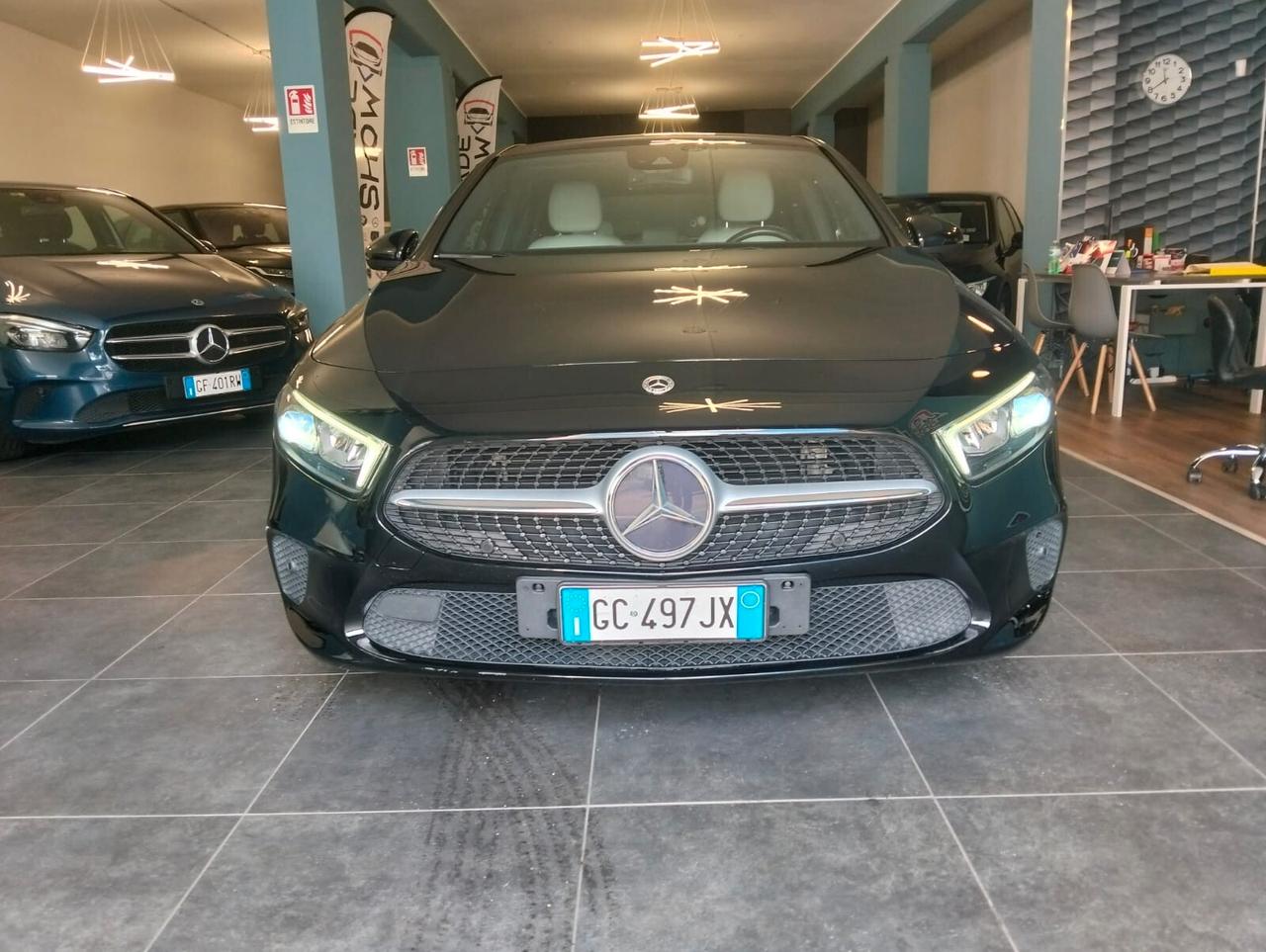 Mercedes-benz A 180 d Automatic Business Extra