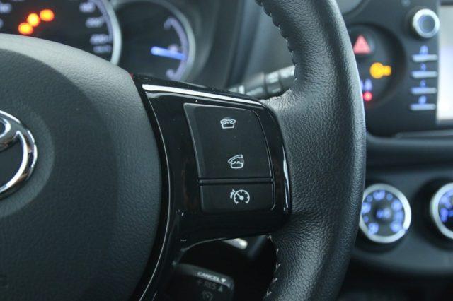 TOYOTA Yaris 1.0 5 porte Business / Neopatentati