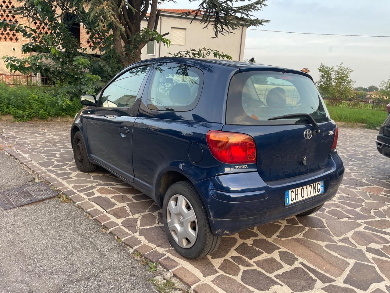 Toyota Yaris 1.0i 16V cat 3 porte