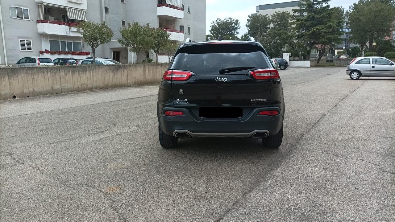 Jeep Cherokee LImited 2.2 4x4 Diesel