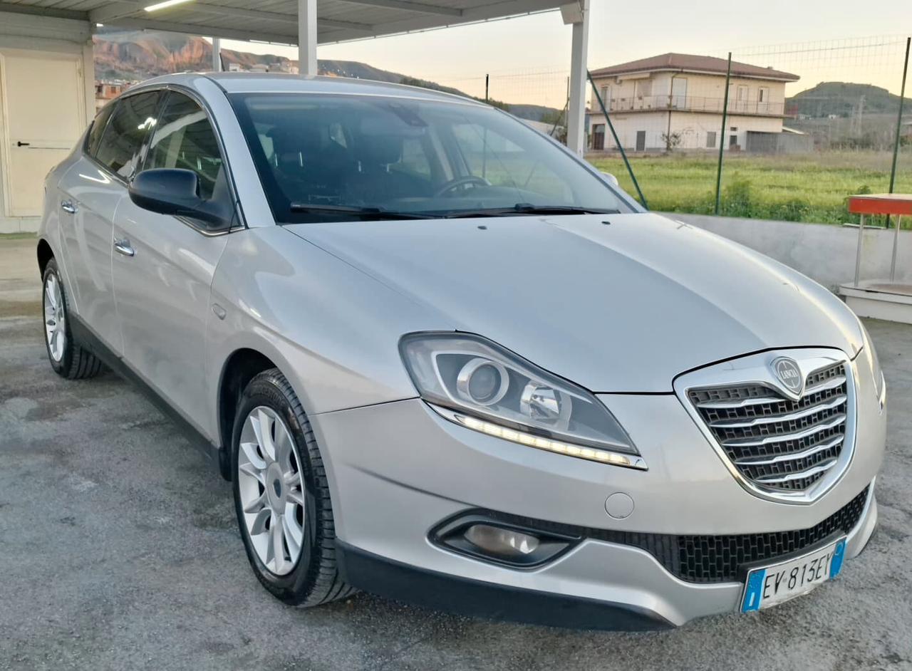 Lancia Delta 1.6 MJT DPF 105 CV Gold