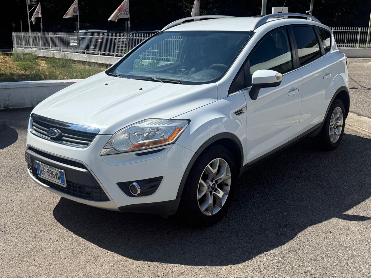 Ford Kuga Kuga+ 2.0 TDCi 140 CV 2WD DPF