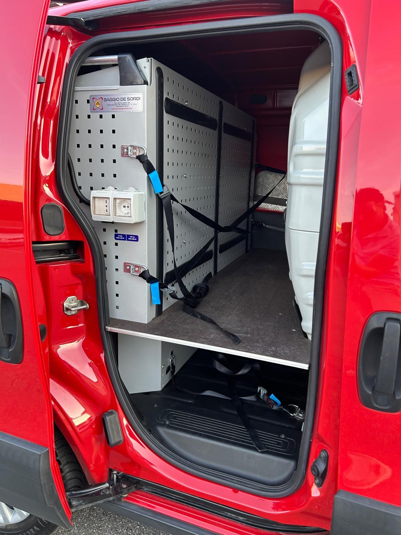 Fiat Fiorino 1.3 MJT 95CV Furgone Adventure ALLESTITO