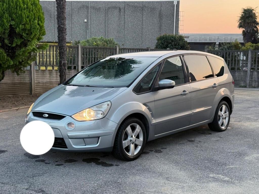 Ford Focus C-Max 2.0 TDCi (136CV) Titanium