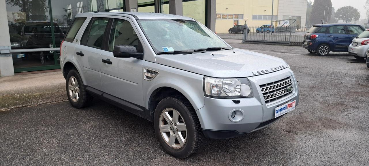 Land Rover Freelander 2 2.2 TD4 S