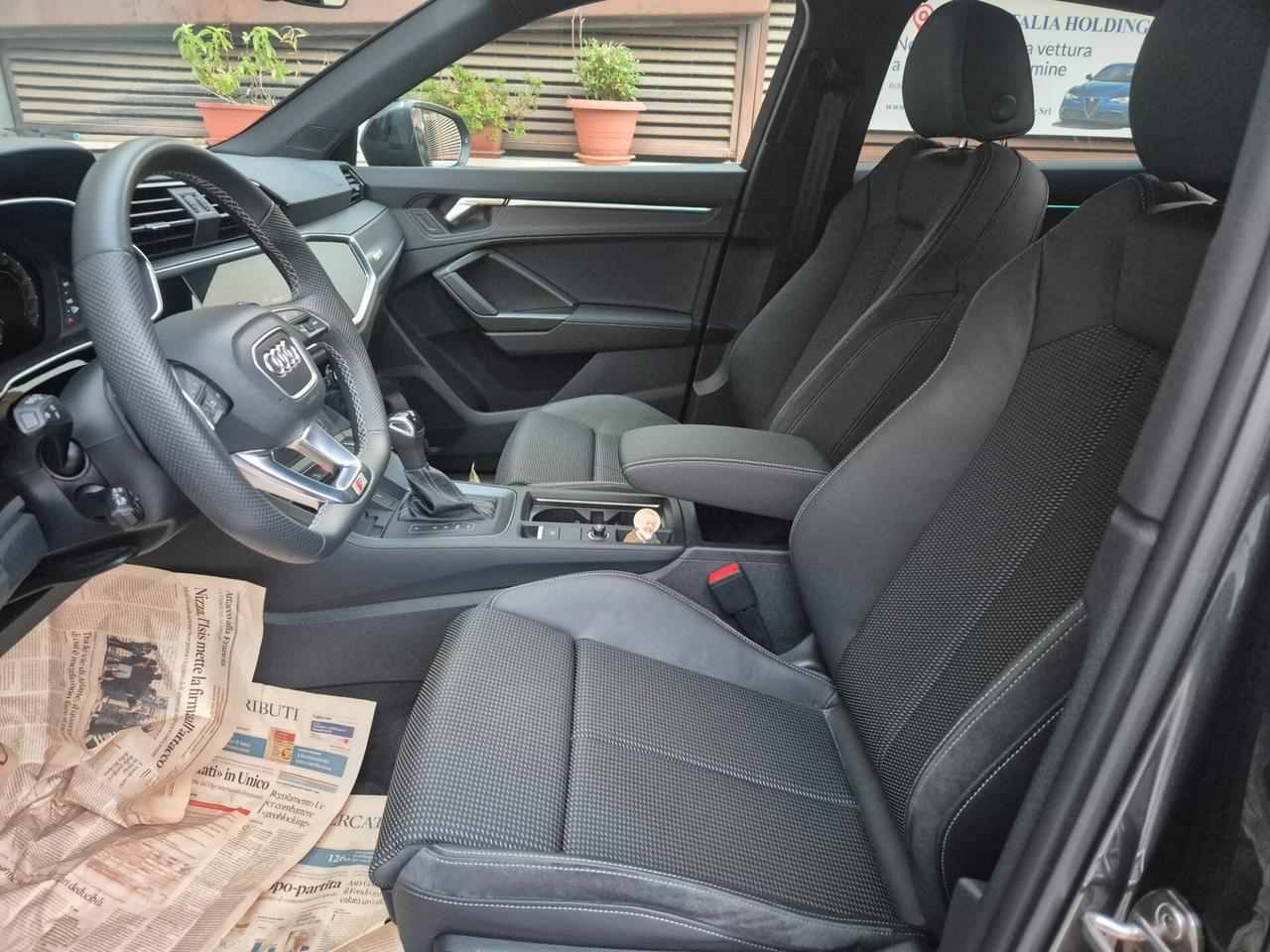 Audi Q3 SPORTBACK SPB 35 TDI S tronic line IDENTITY BLACK