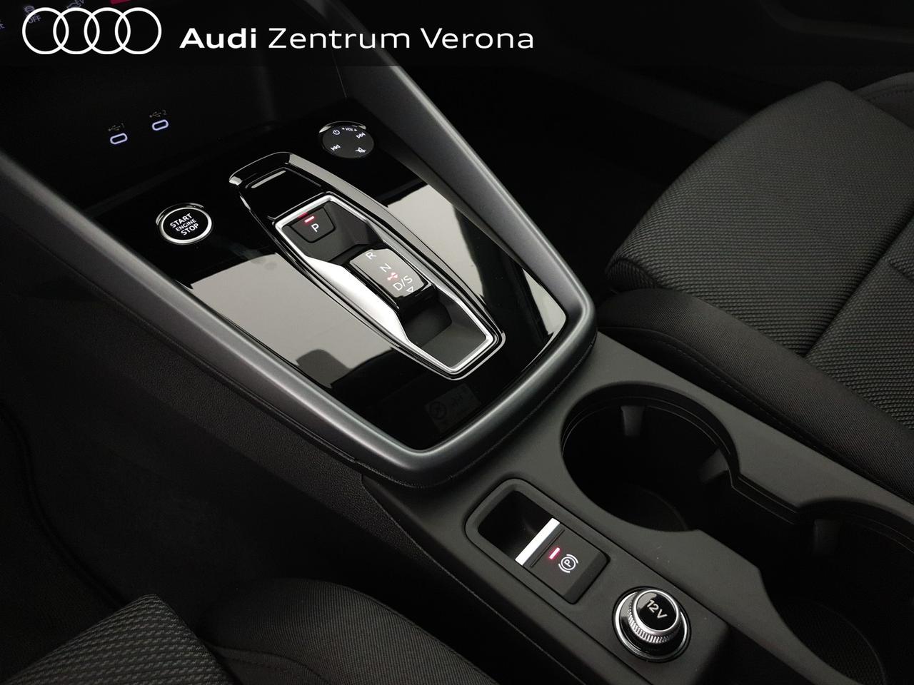 Sportback 40TFSIe 204CV S tronic Business Advanced