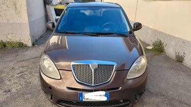 Lancia Ypsilon 1.4 New Oro Ecochic GPL