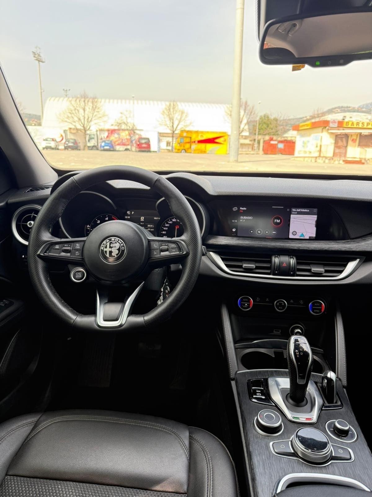 Alfa Romeo Stelvio 2.2