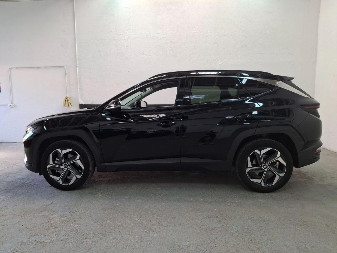 HYUNDAI Tucson 3ª serie Tucson 1.6 HEV aut. Ex...