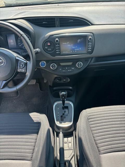 Toyota Yaris TOYOTA YARIS 1.5 HYBRID NEOPATENTATI AUTOMATICA 46.000KM