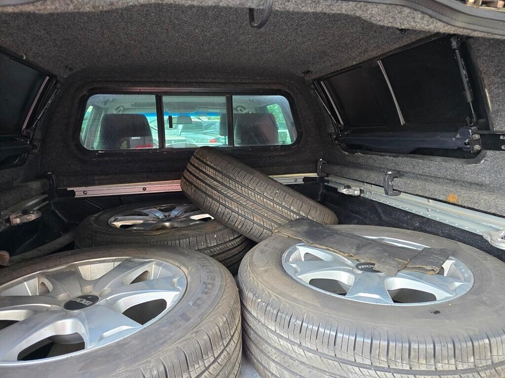 Nissan Navara 3.0 V6 DCI 231CV "LE" DA VETRINA!