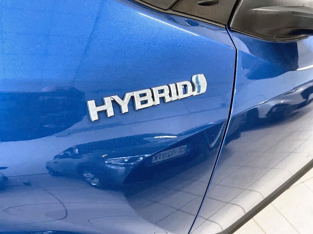 Toyota C-HR TREND 1.8 Hybrid E-CVT