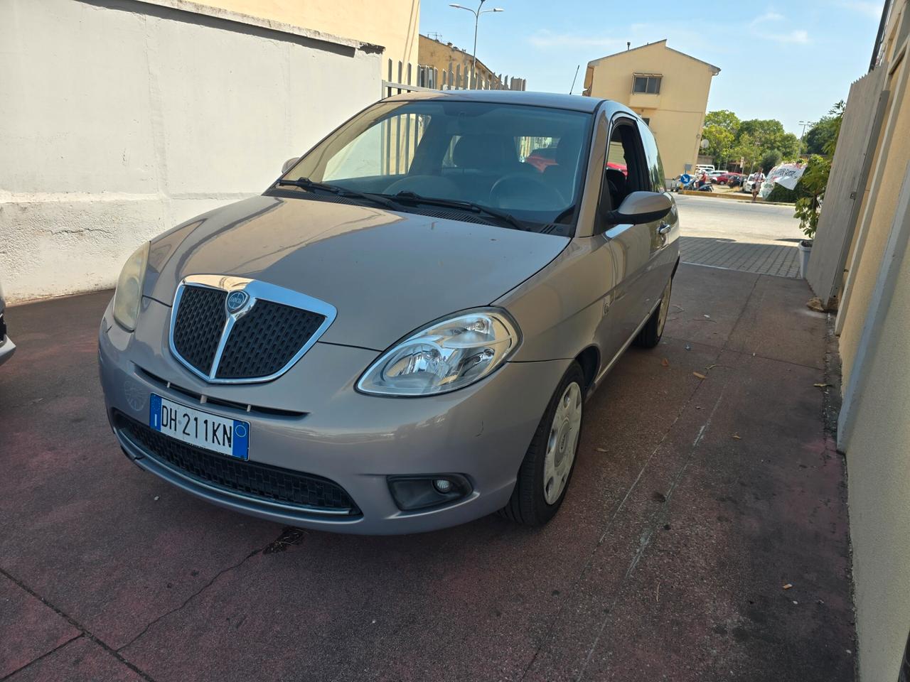 Lancia Ypsilon 1.2 Argento