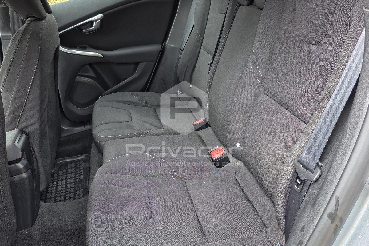 VOLVO V40 D2 Kinetic