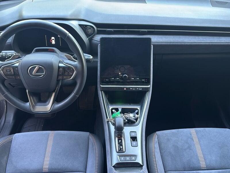 Lexus LBX 1.5 Hybrid 136 Cool 4WD
