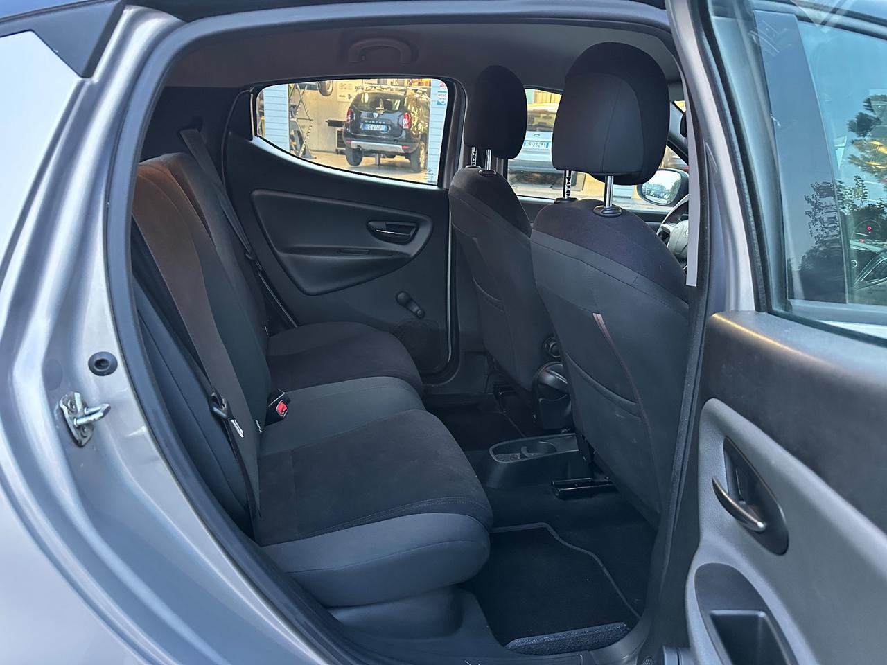 Lancia Ypsilon 1.2 Platinum solo 115mila km