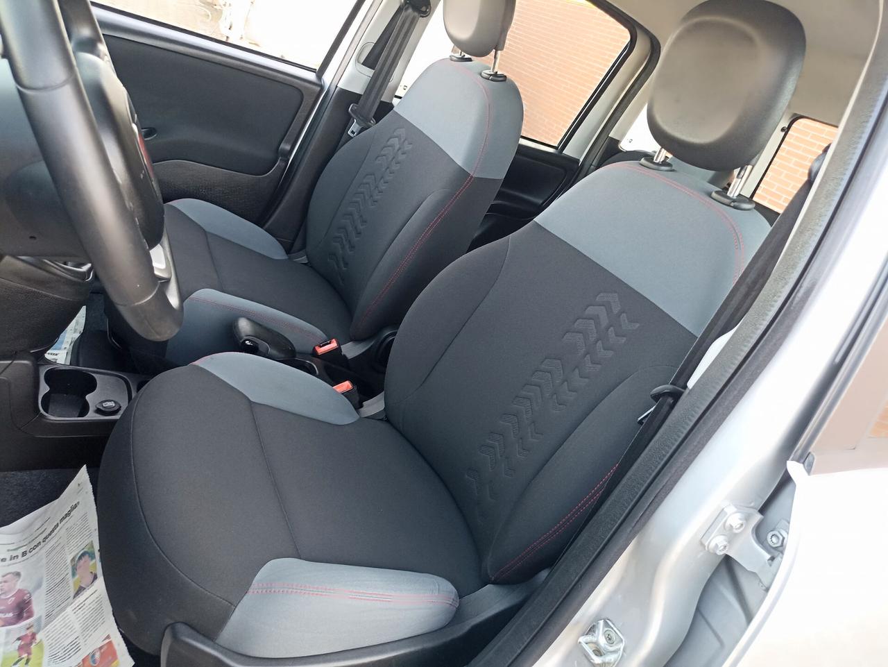 FIAT. NEW PANDA LOUNGE 1.3 DIESEL COMANDI AL VOLANTE
