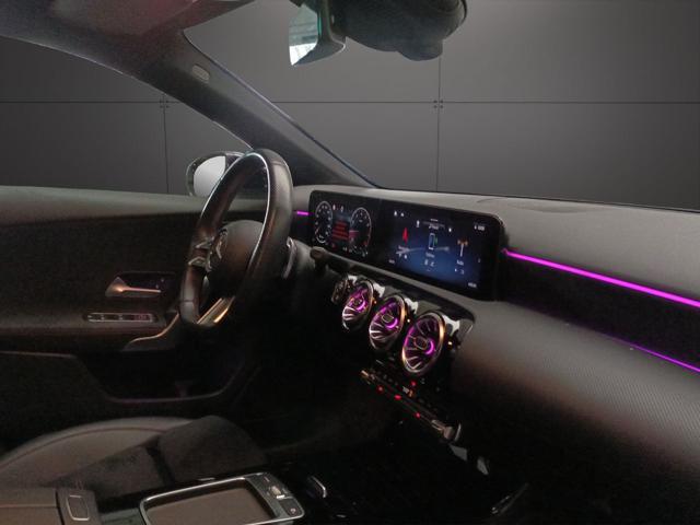 MERCEDES-BENZ A 180 AMG Line Advanced Plus