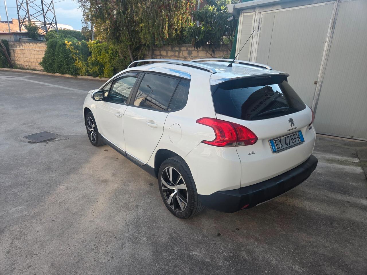 Peugeot 2008 1.4 HDi 68CV Allure
