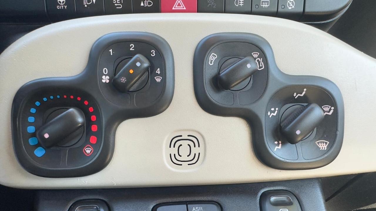 Fiat Panda 1.3 MJT 95 CV S&S Lounge 2016 LEGGI TESTO