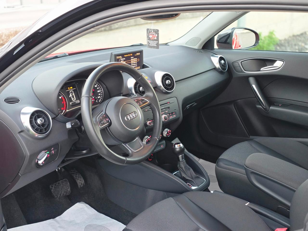 AUDI A1 1.4 TFSI 122 AUTOMATICA 97MILA KM - 2013