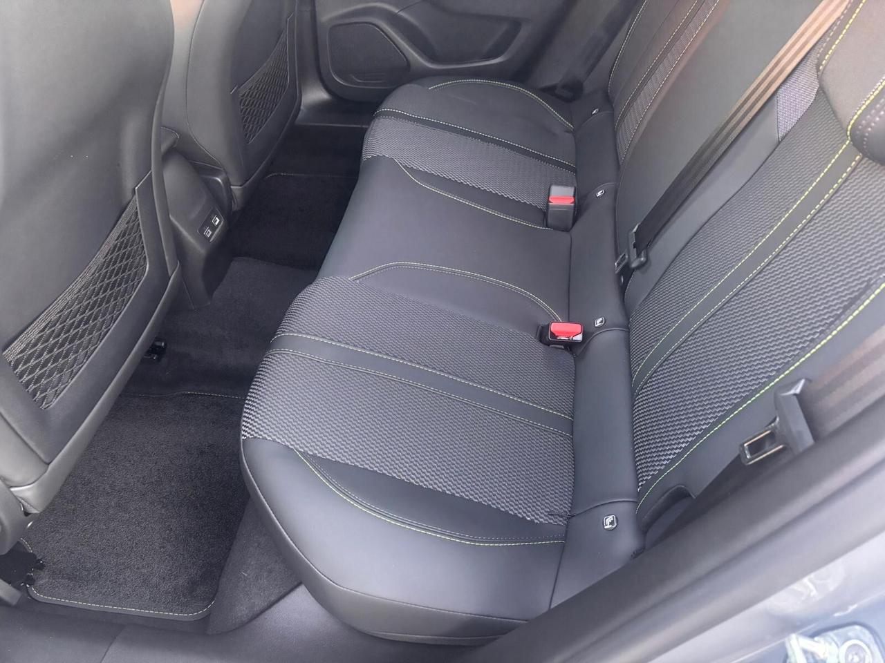 Peugeot 2008 Hybrid 145 e-DCS6 GT KM 0
