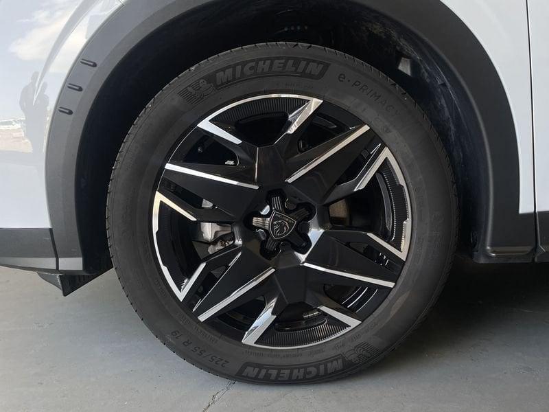 Peugeot 3008 Hybrid 136 GT e-DCS 6